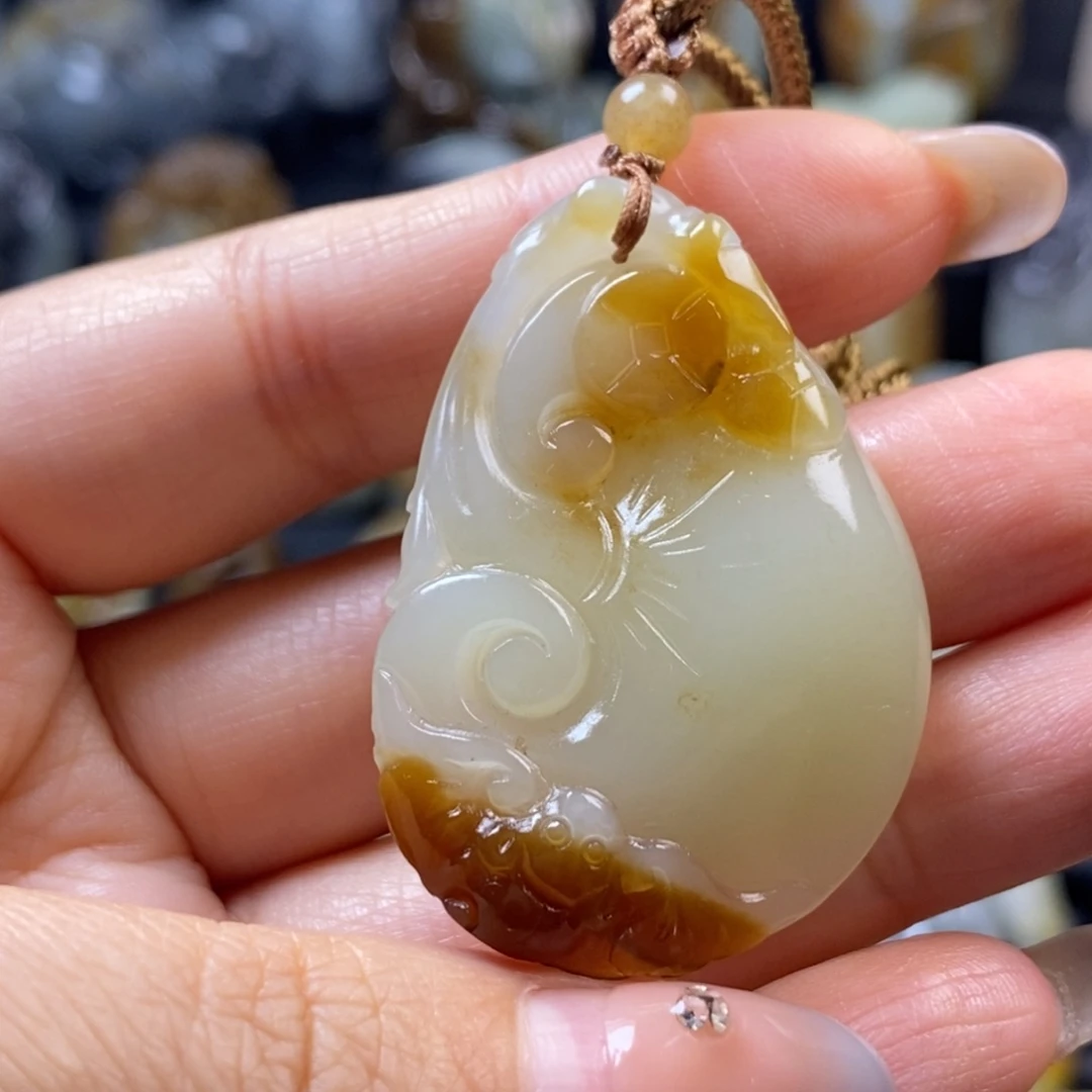 和田玉未镶嵌挂件