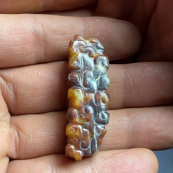 跟***国和田玉未镶嵌挂件