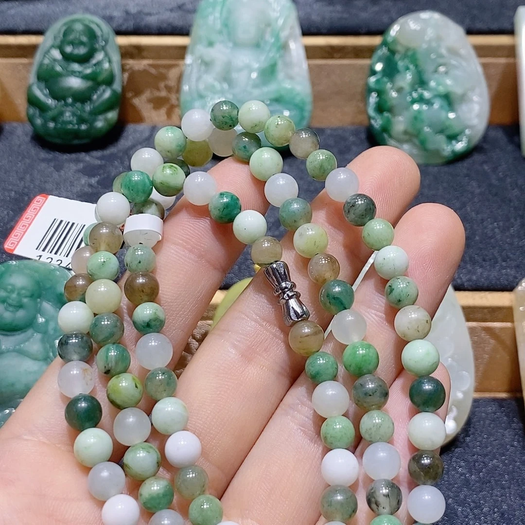 独山玉未镶嵌吊坠