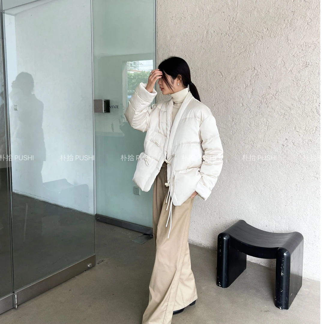 真真2024小众设计师新款极简气质新中式保暖白鸭绒羽绒服显瘦