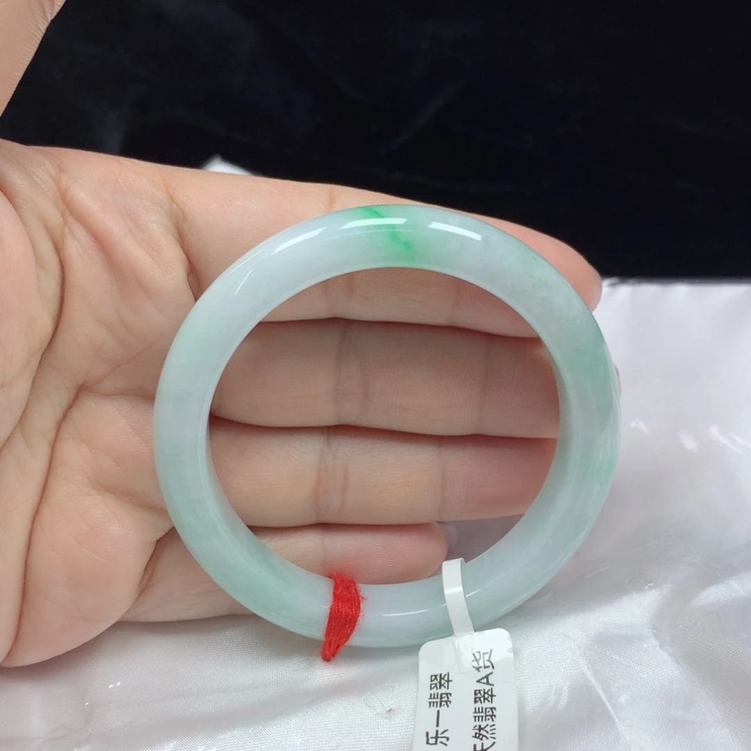 翡翠手镯未镶嵌正圈54.8