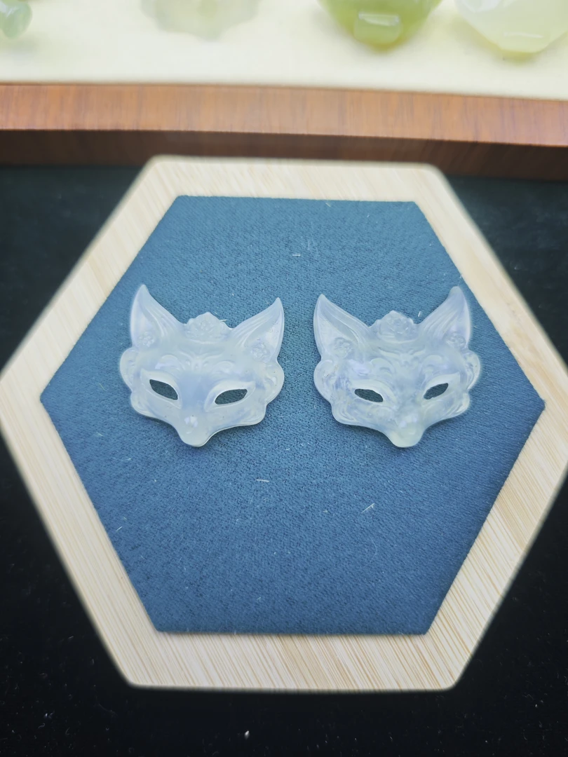 天然岫玉玉面狐（多样性发其一）