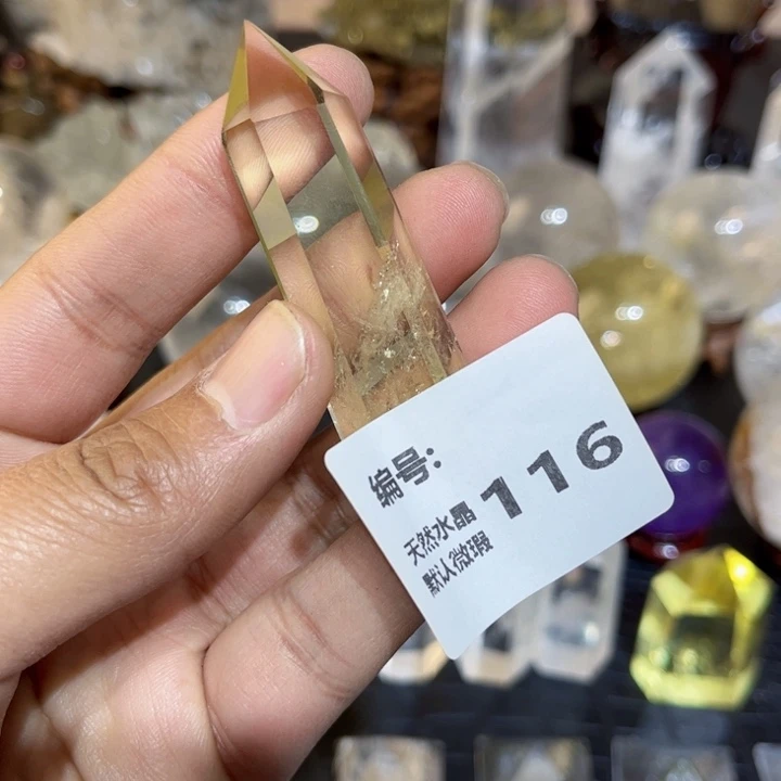 水晶摆件未镶嵌六棱柱