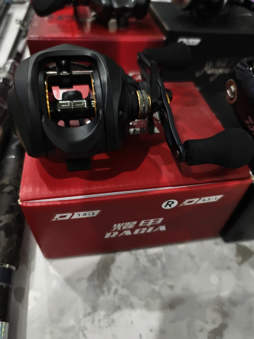 德米克耀甲雷强轮超远投打黑水滴轮路亚轮捷克豹