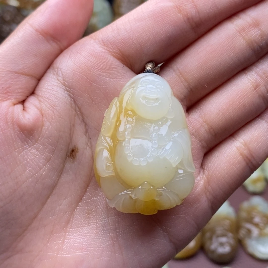 项链未镶嵌和田玉（糖玉）面**师