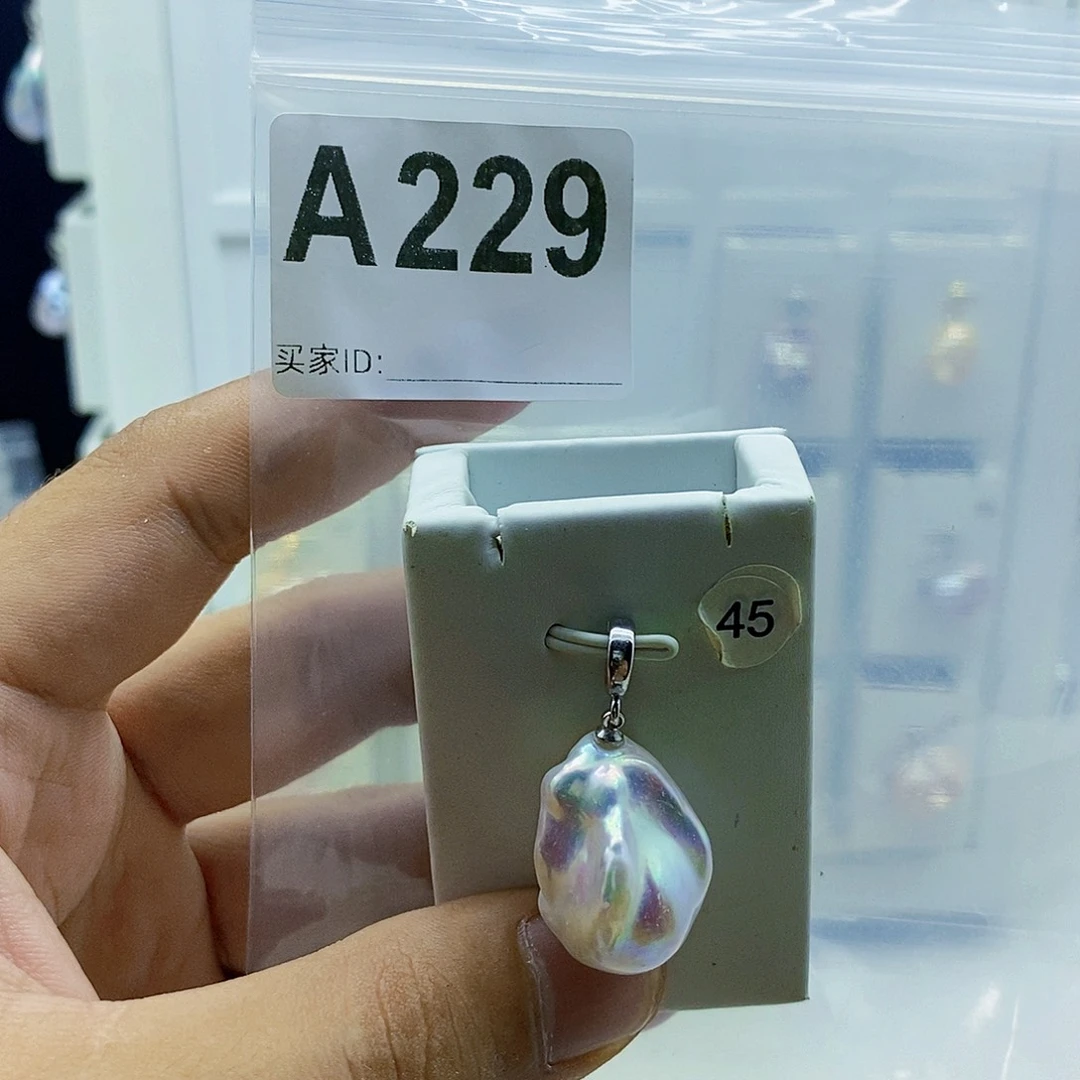 颈饰合金淡水珍珠
