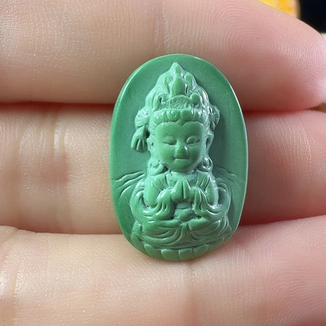 绿松石未镶嵌颈饰