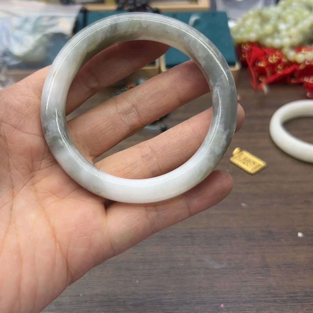 和田玉未镶嵌手镯58.7圈围1347