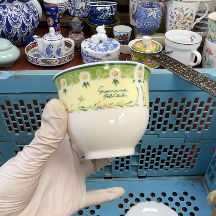 他家瓷器真美…开播了