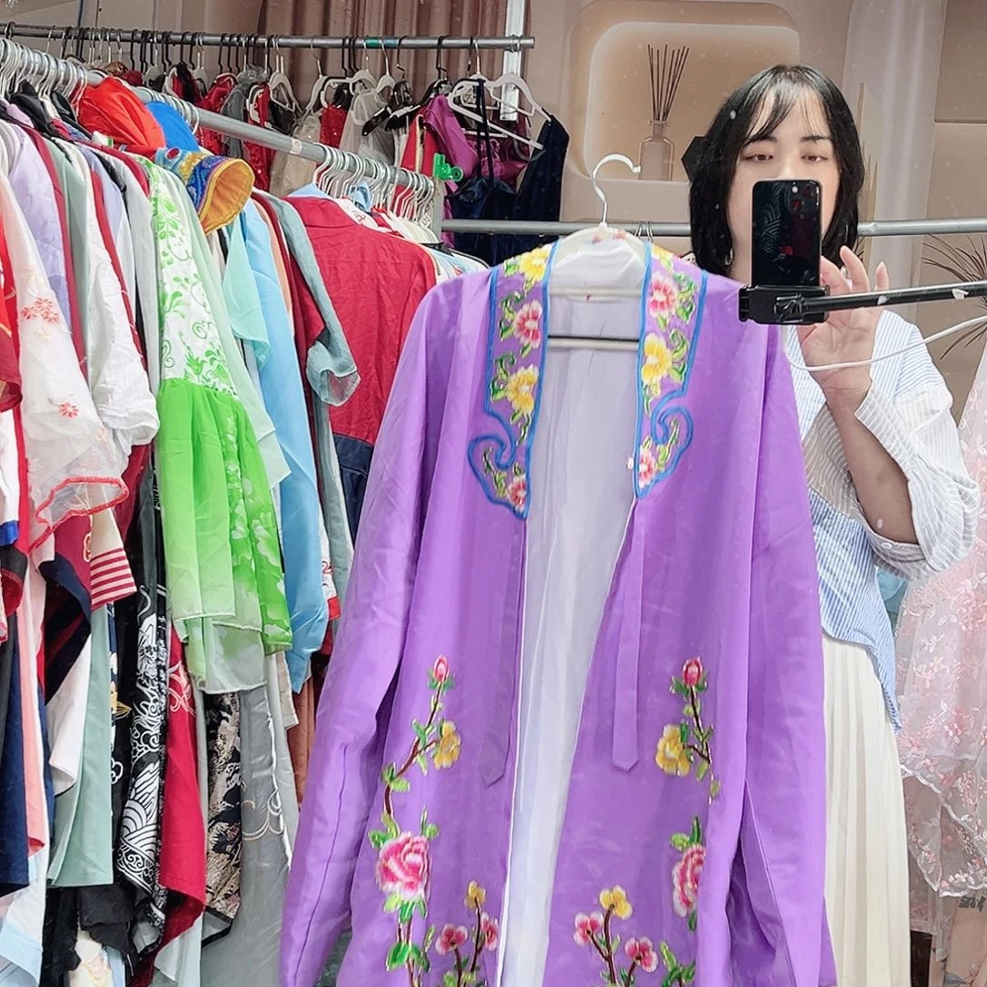 我在外面清清浅浅的吃个早餐都