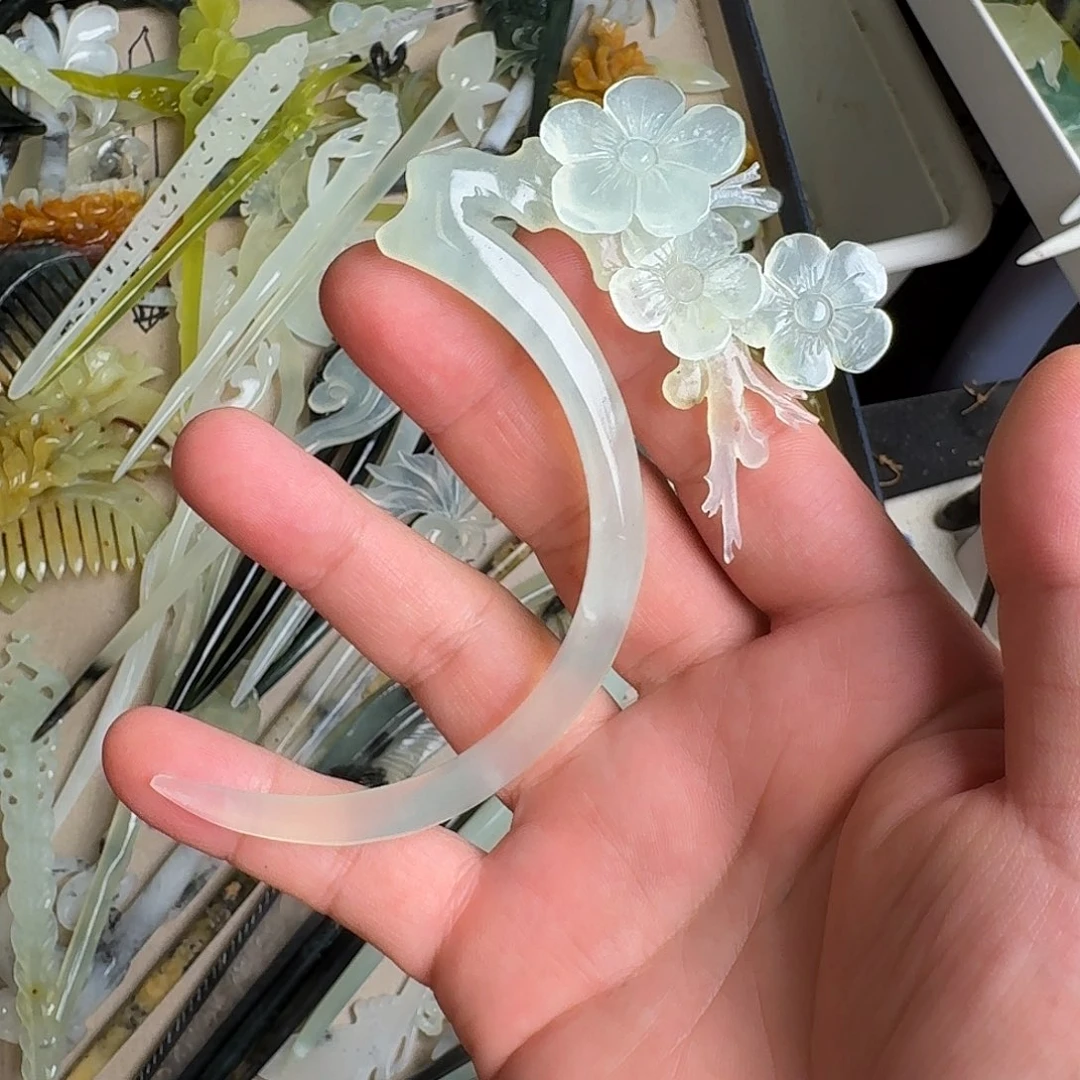 小***绵未镶嵌蛇纹石玉发饰