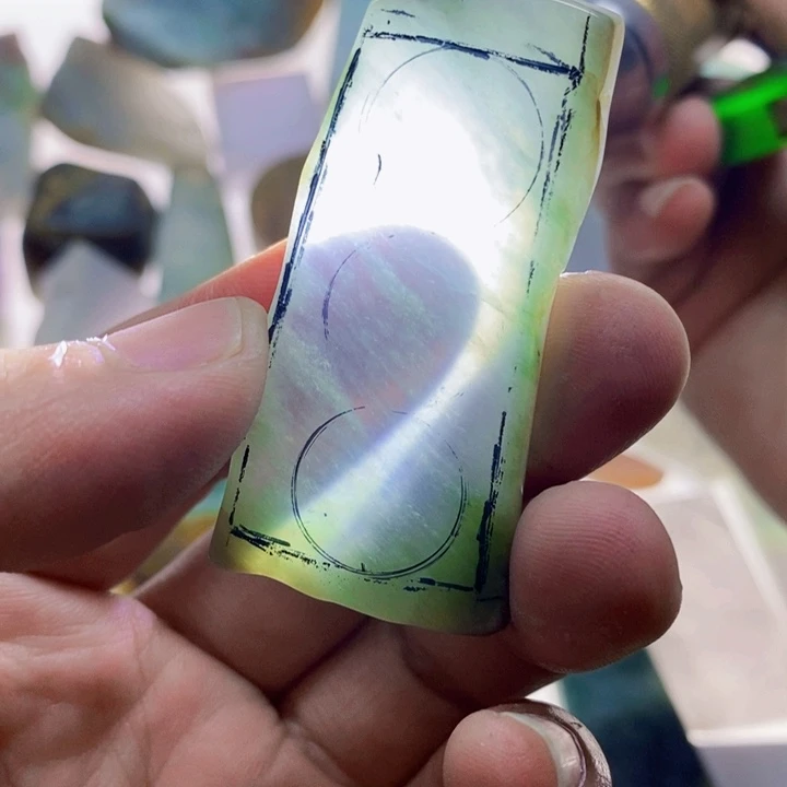 定制翡翠未镶嵌天然翡翠包工无事牌