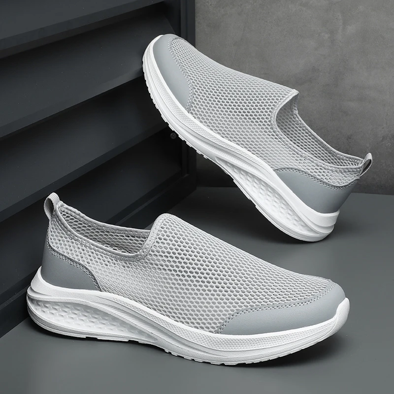 润妍2025新款夏季男鞋网面透气一脚蹬网鞋轻便软底休闲运动鞋大码