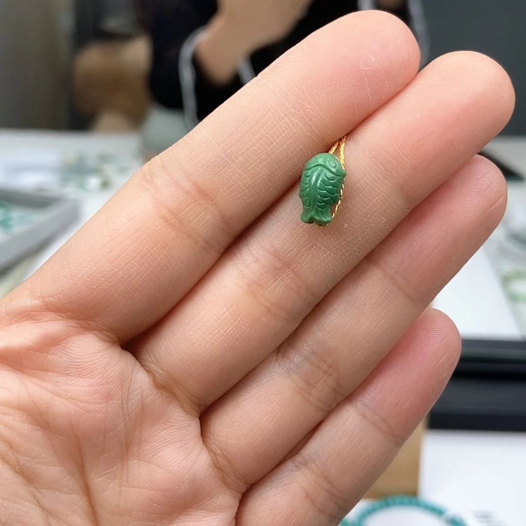 未镶嵌绿松石珠宝奇石