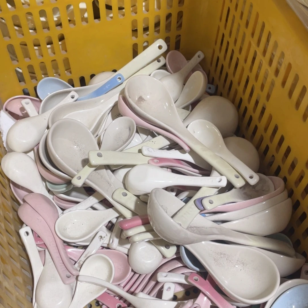 摩登小勺子四个装随机颜色