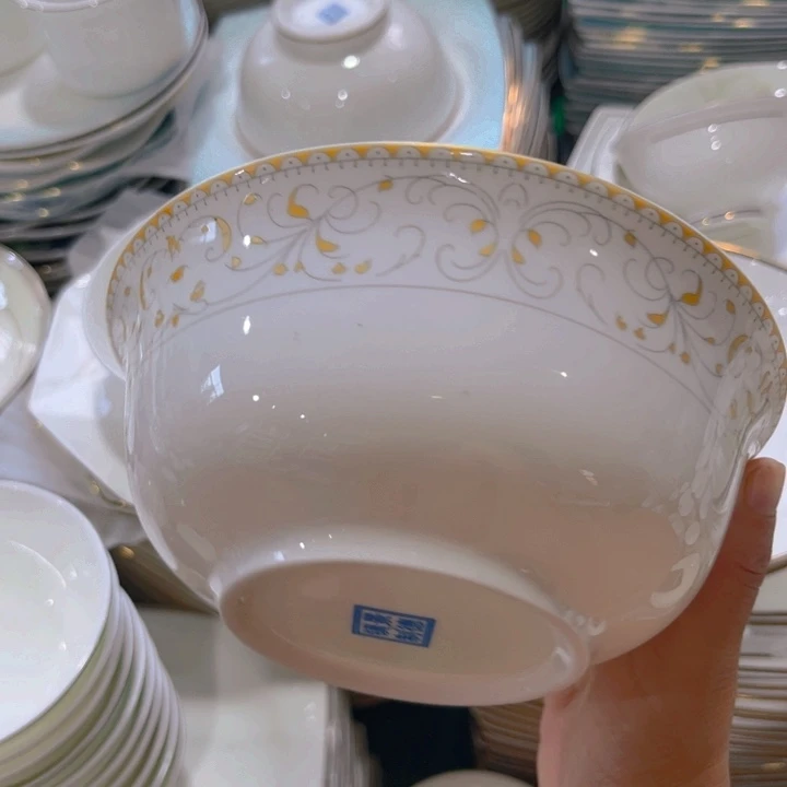 瓷片六寸面碗四个微瑕