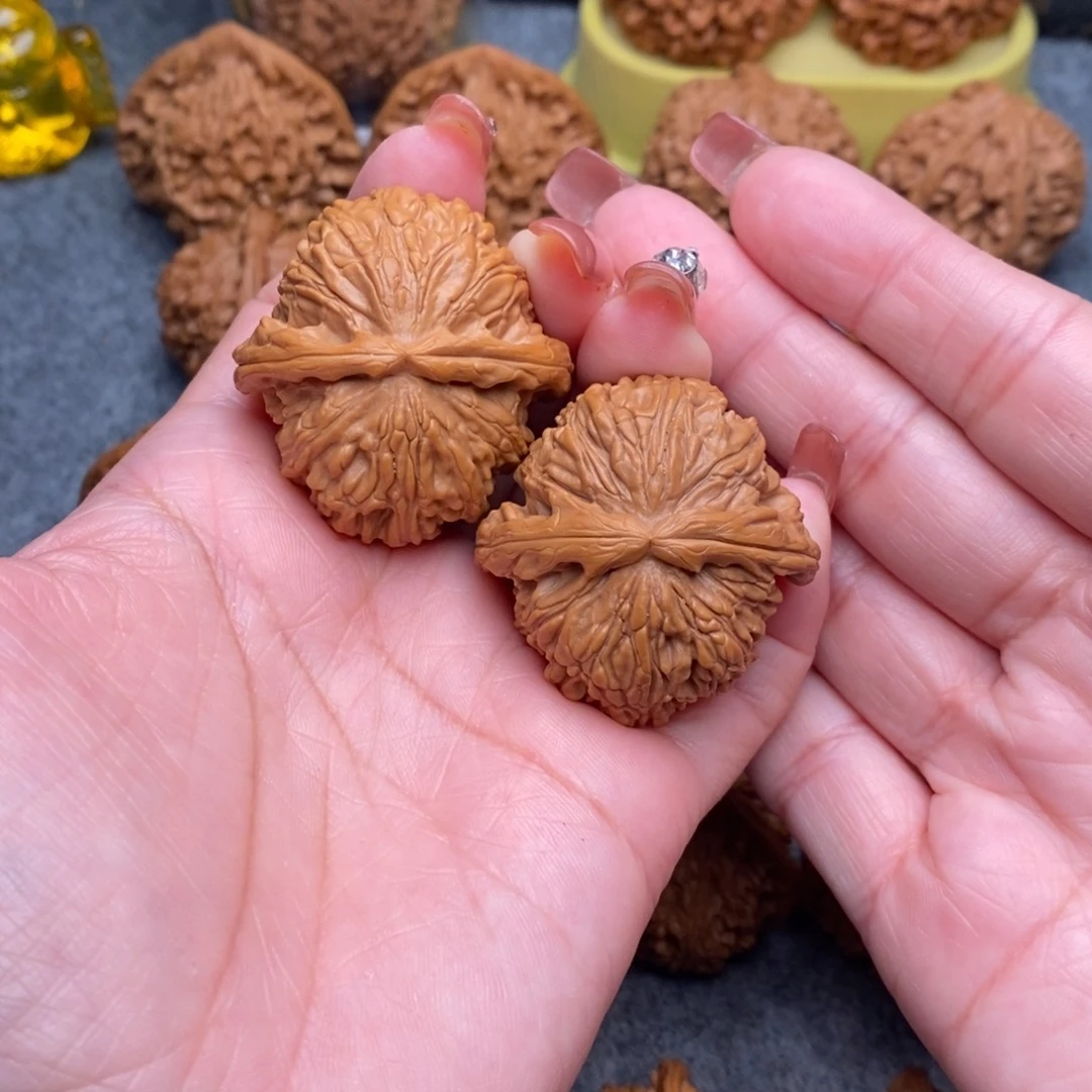 文玩核桃把件精品福利球白40