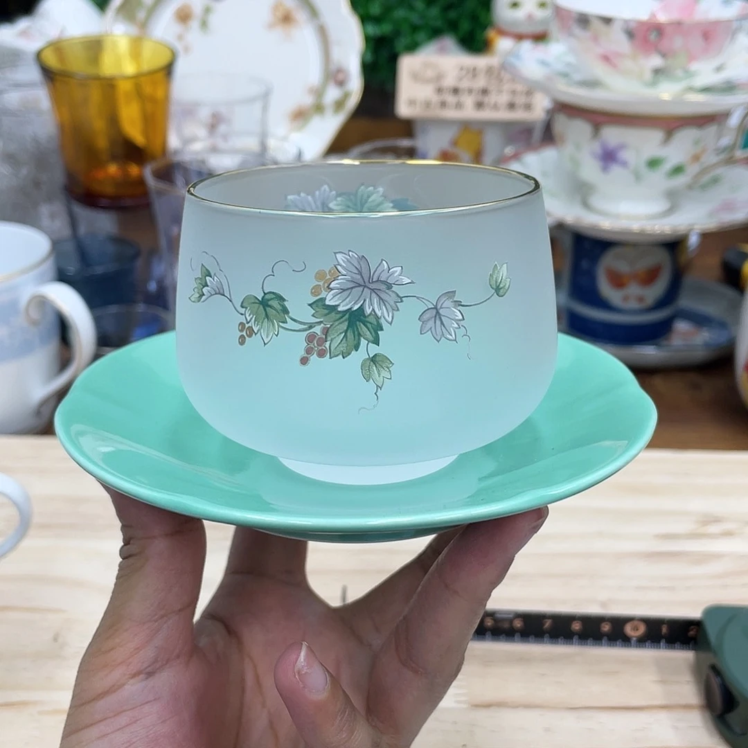 鹿屋家的美丽瓷器每****?