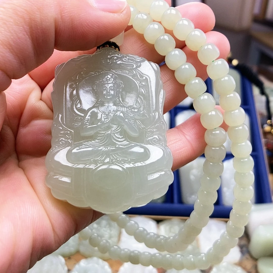 和田玉颈饰未镶嵌风