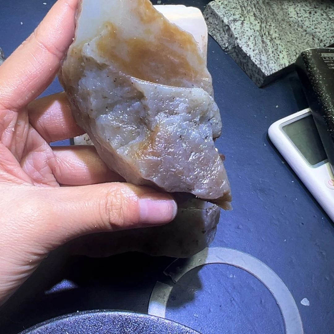 和田玉（翠青玉）未镶嵌珠宝半成品