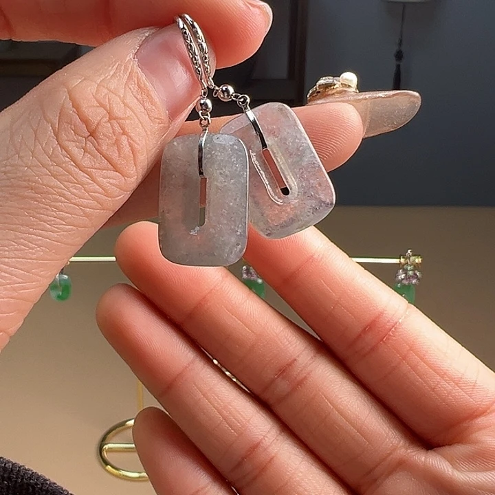 翡翠耳饰18K金镶嵌耳饰