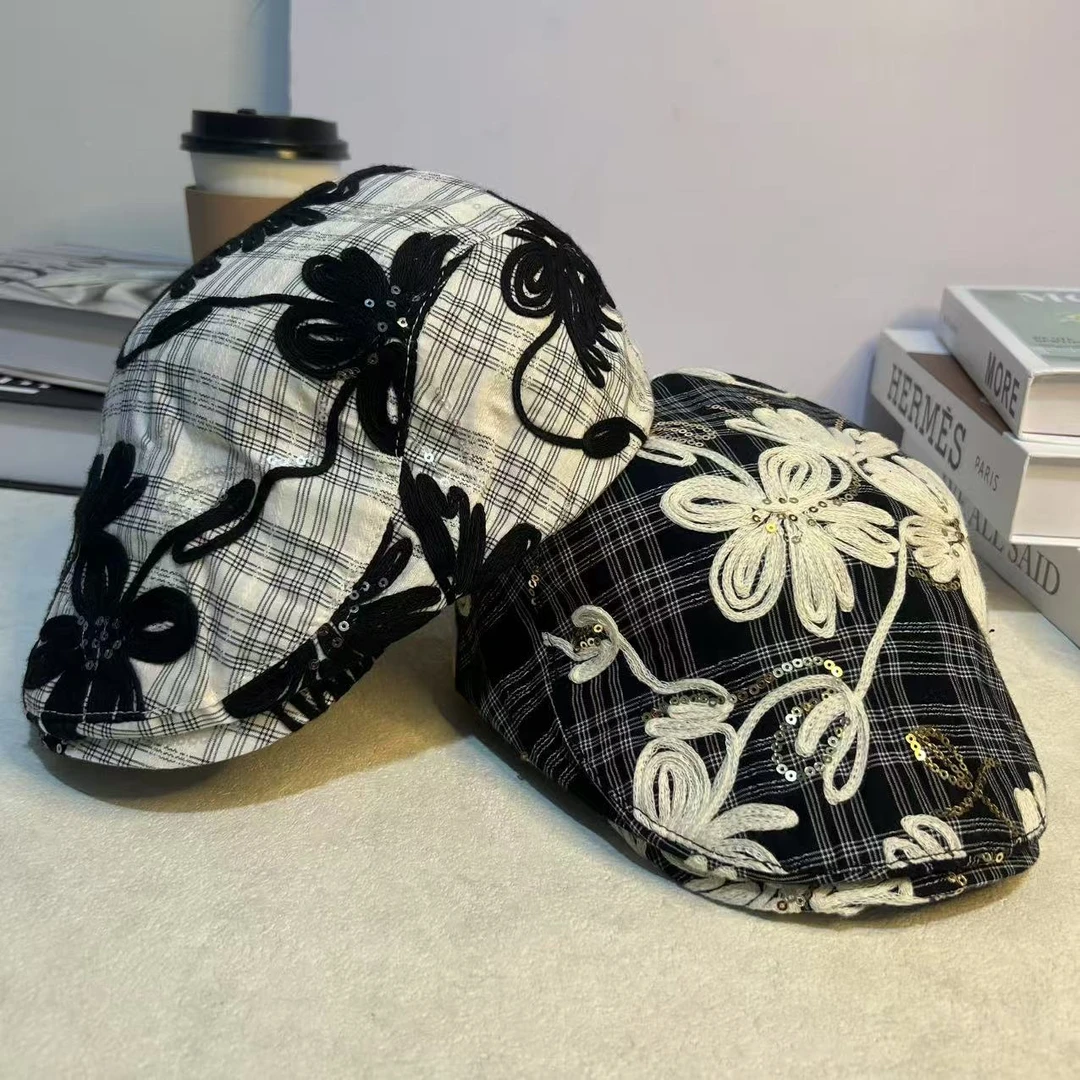 短檐刺绣休闲风女花朵条纹鸭舌帽春夏休闲时尚亮片前进帽黑色百搭