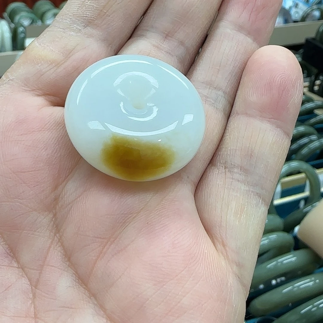 和田玉手镯未镶嵌8***憨