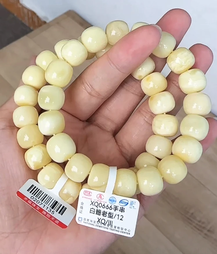 【齐福珠宝】XQ0666/12mm微瑕琥珀蜜蜡白蜜老型手串（多样性发其一）