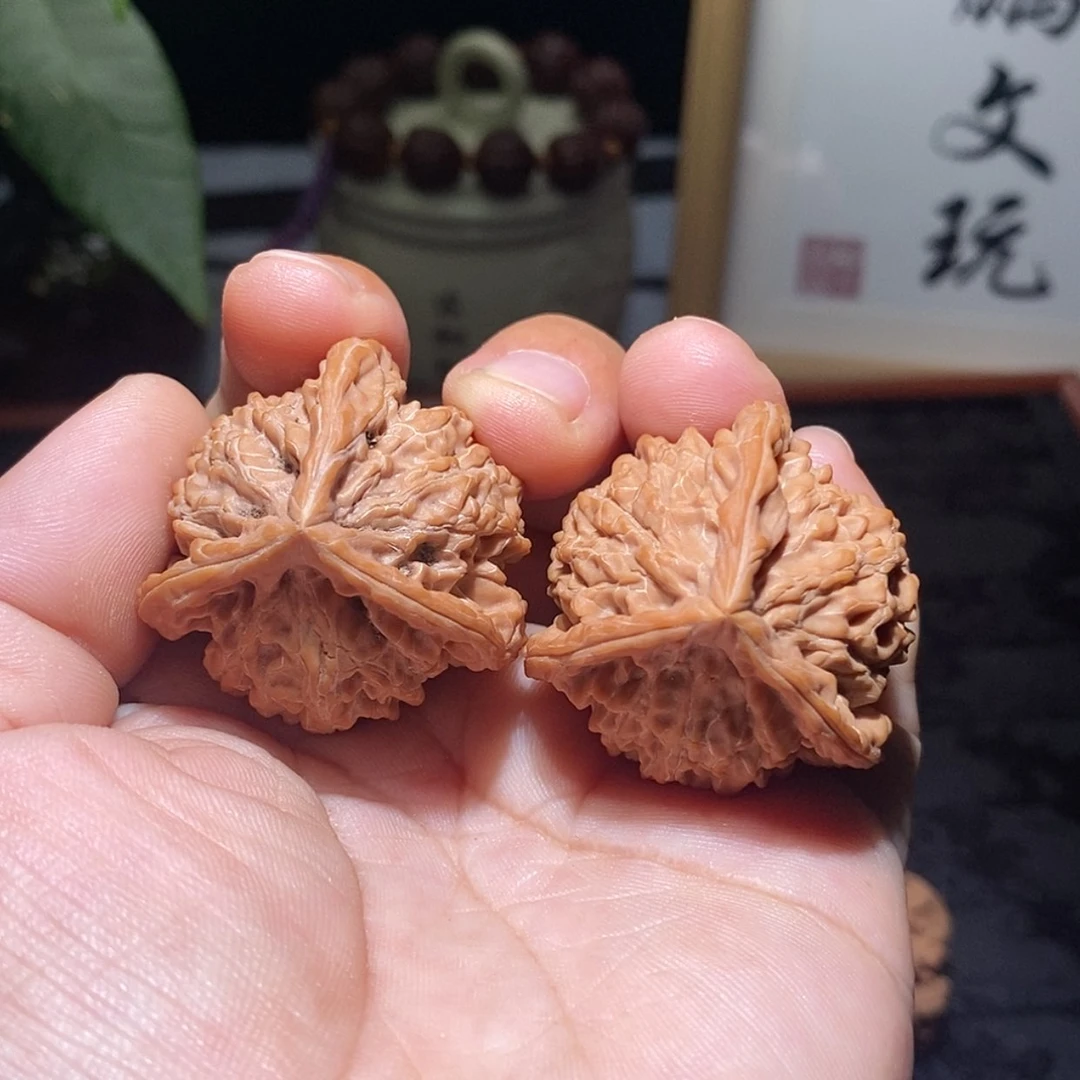 【闪购商品】吊坠文玩核桃盘山三棱
