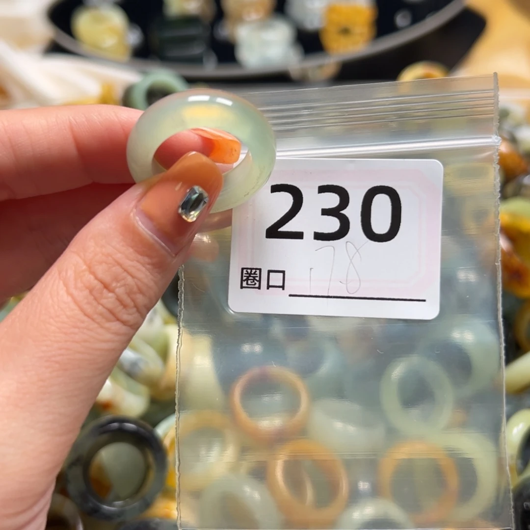 爱***黑蛇纹石玉未镶嵌戒指