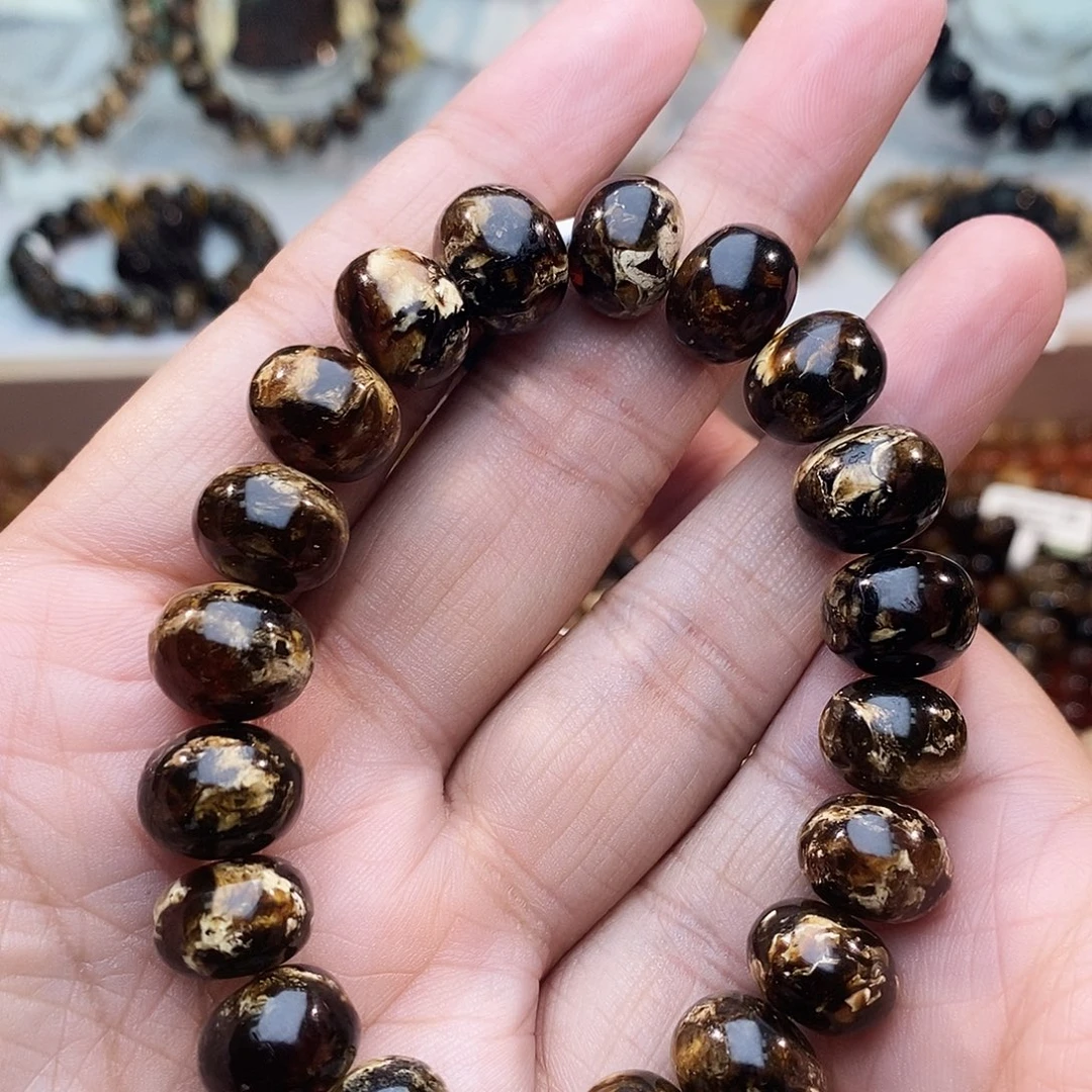 琥珀未镶嵌裸石12溶洞