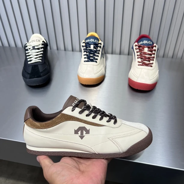 DL707-28秋季新款皮面低帮男鞋舒适软底板鞋时尚休闲鞋