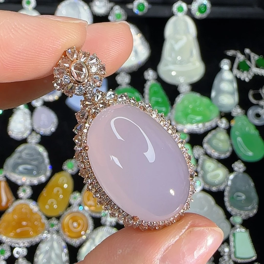 翡翠18K金镶嵌颈饰天然翡翠