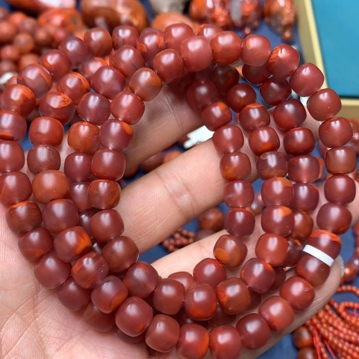南红玛瑙手串未镶嵌9mm