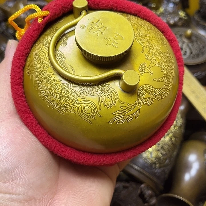 诚信经营精美铜器