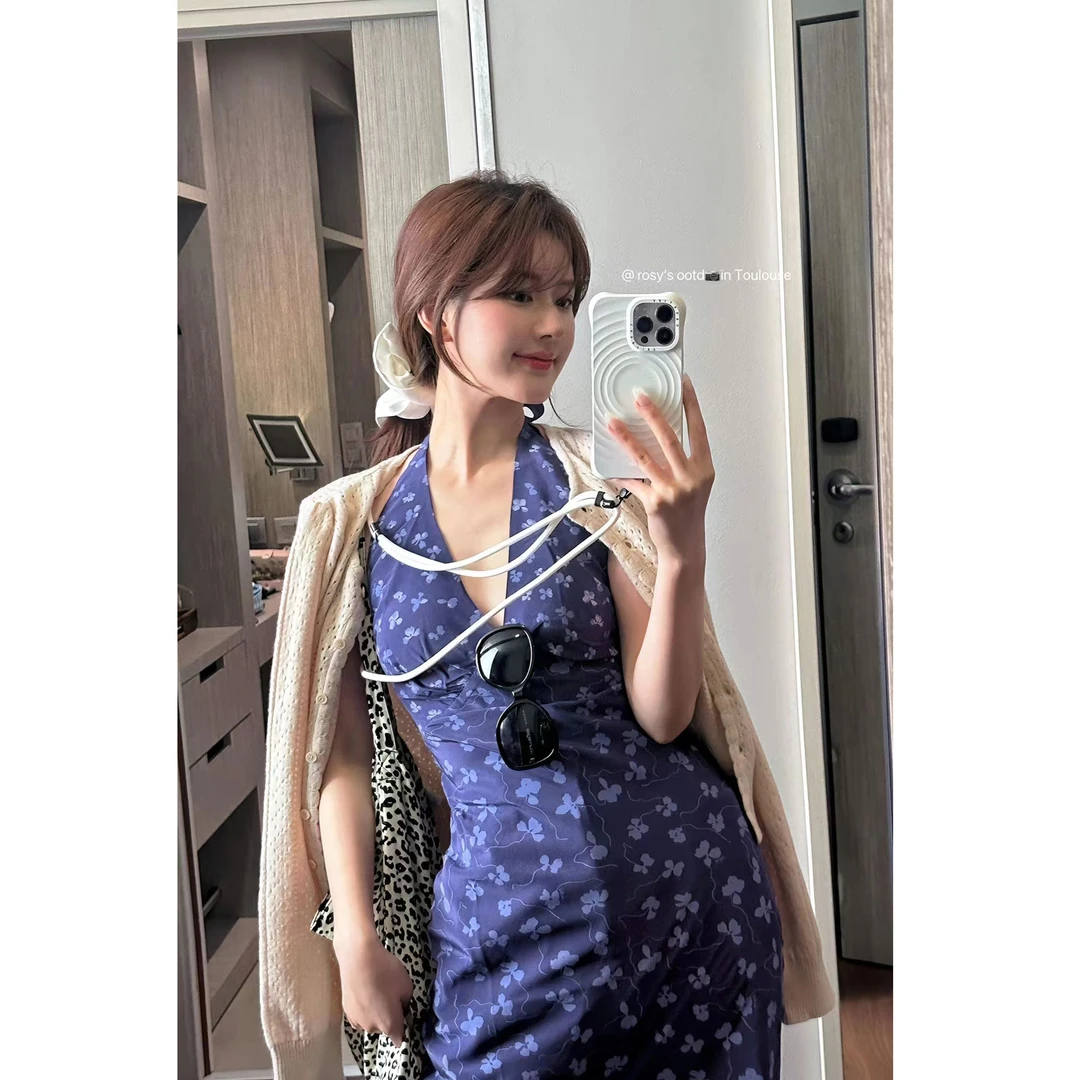 【现货专属】08354紫色V领碎花挂脖连衣裙叠穿女茶歇法式露背吊带裙