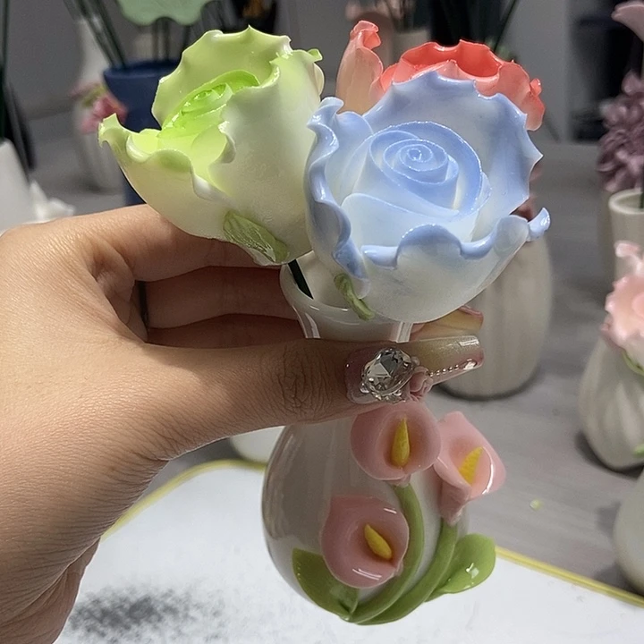 陶瓷纯手工捏花设计