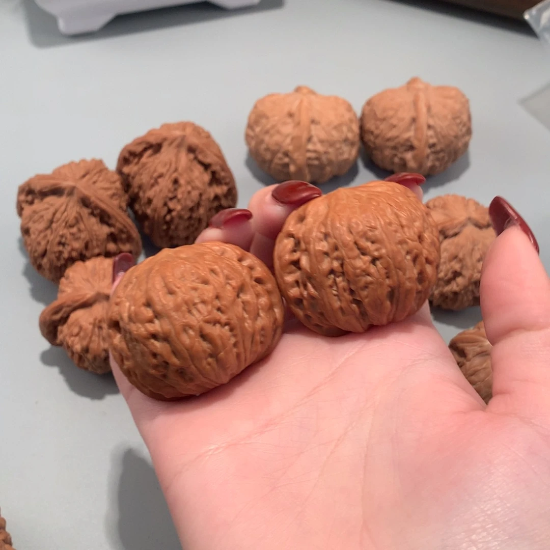 盘***）大叶紫檀（黑酸枝木类）铁锤366