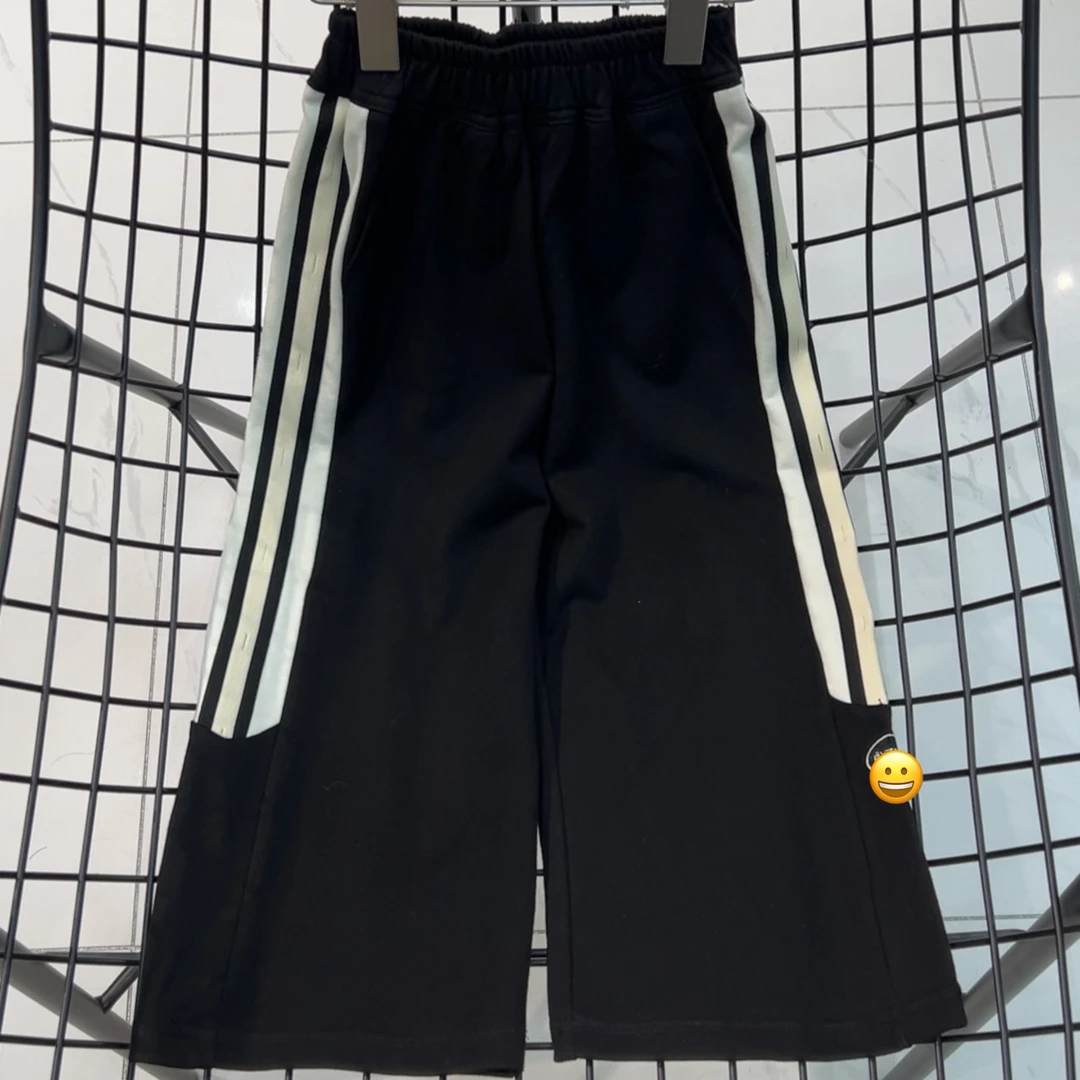 4559女童休闲黑色百搭阔腿裤