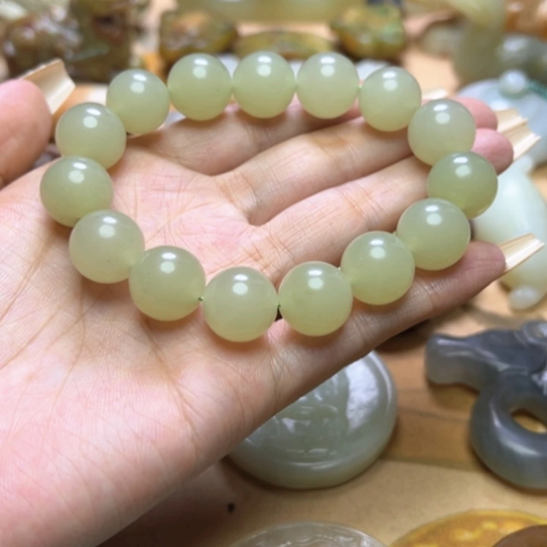 【闪购商品】蛇纹石玉颈饰未镶嵌