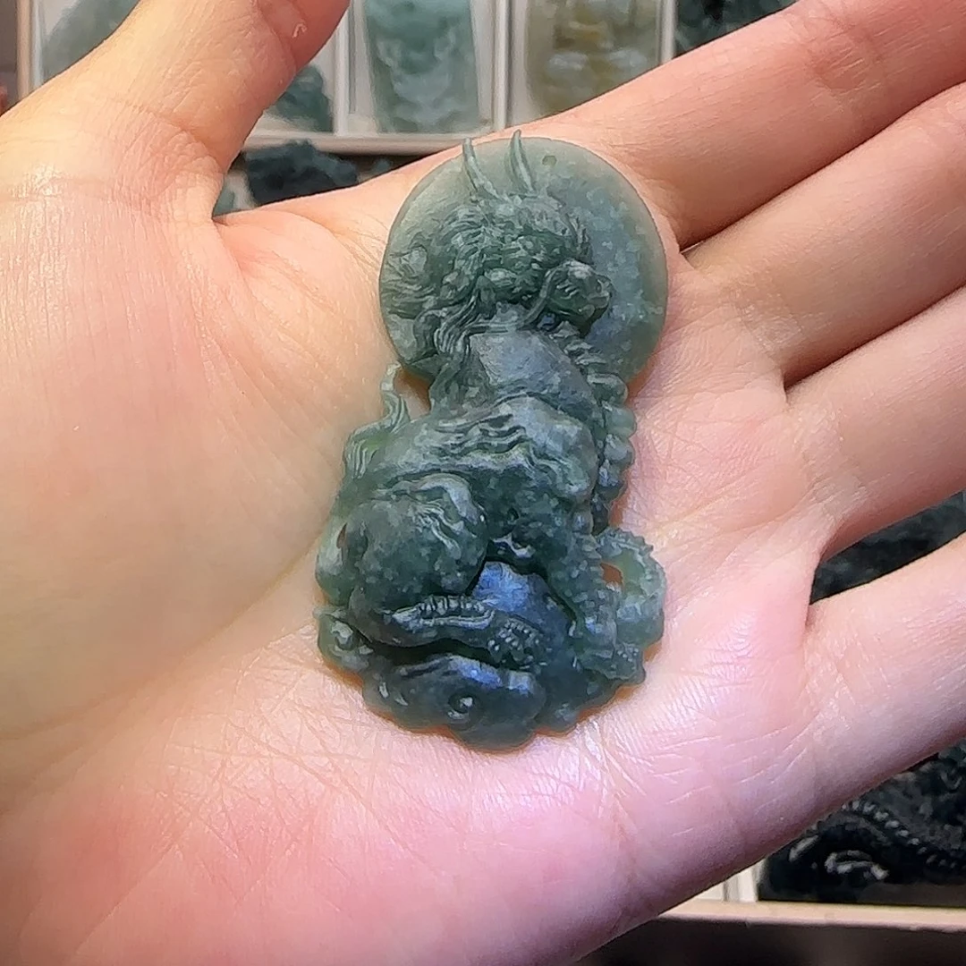 定制翡翠未镶嵌大威天龙翡翠定制