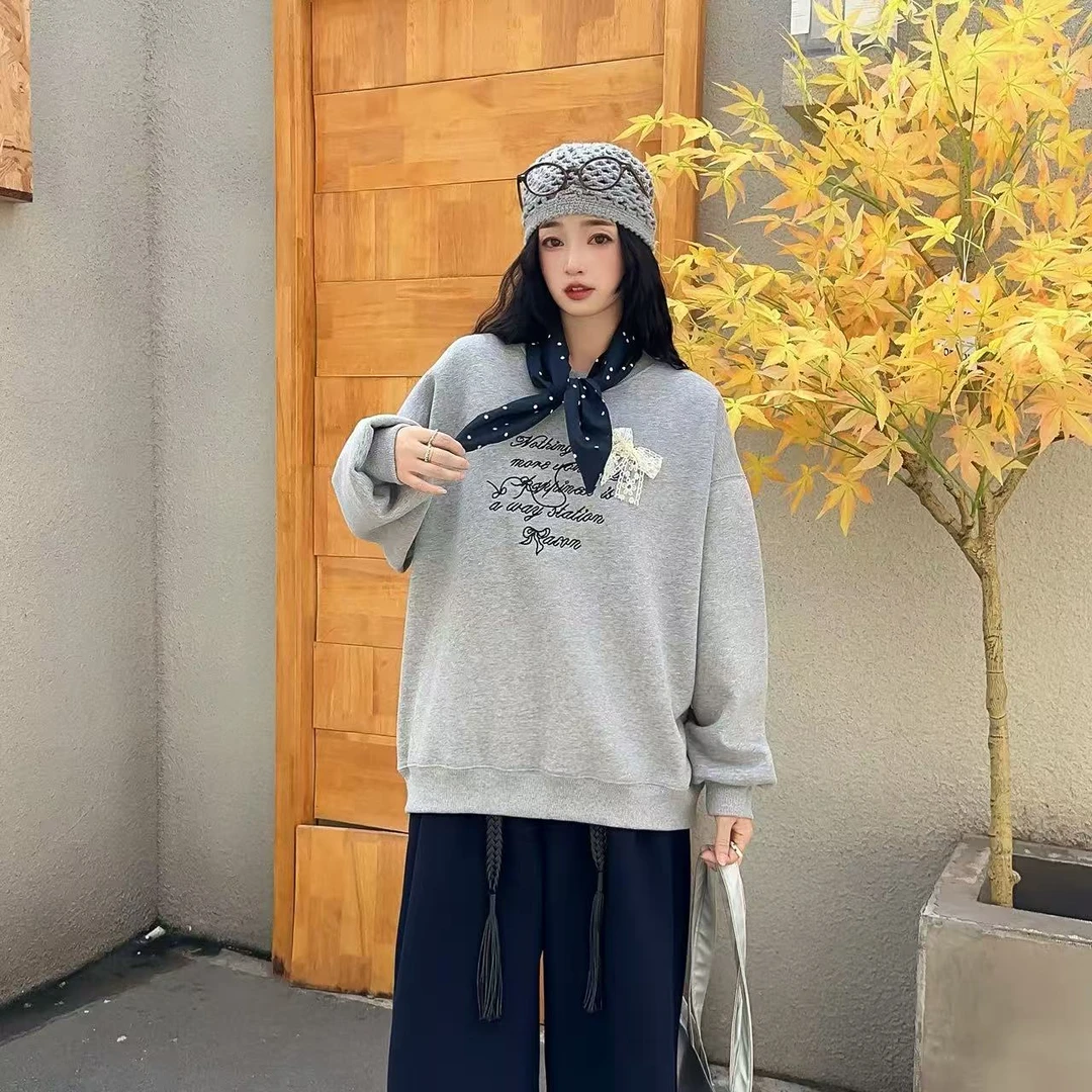 韩版加厚加绒重工刺绣圆领卫衣休闲