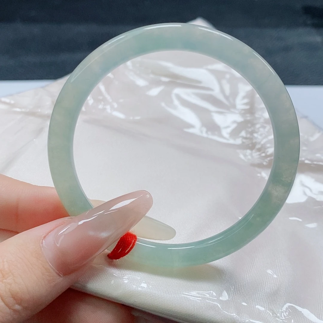 【闪购商品】未镶嵌手镯（圆镯）翡翠525号
