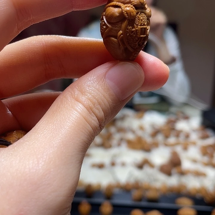 橄榄核吊坠鼠来宝