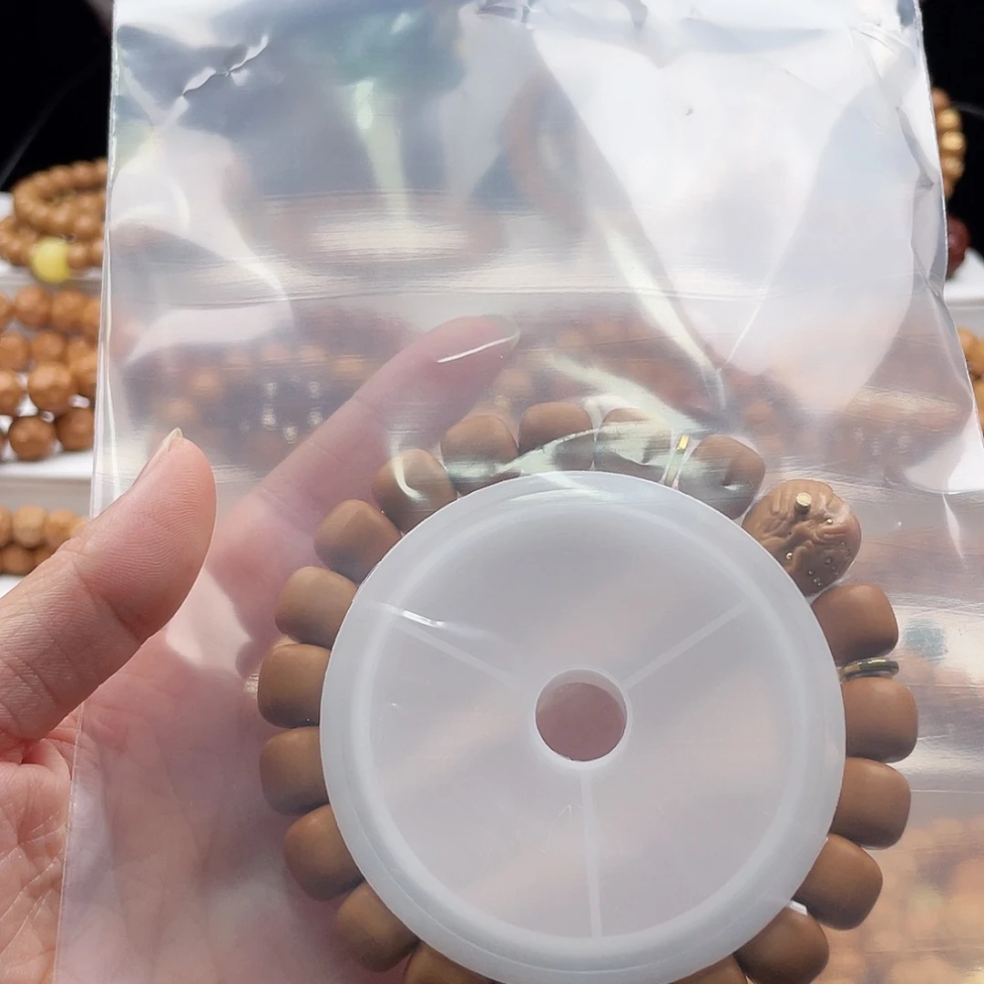 猴头核桃手串晚****上手串