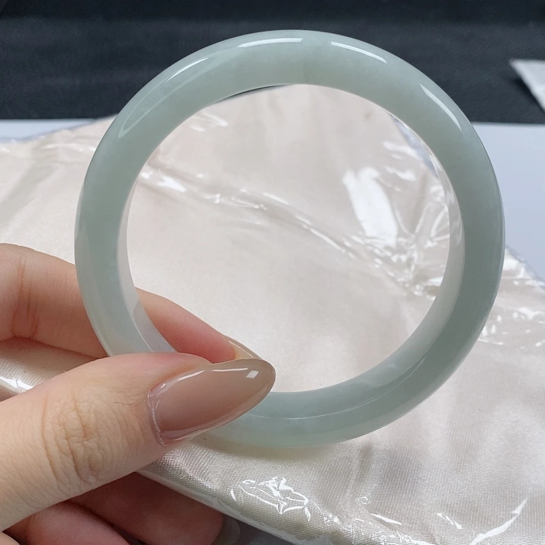 【闪购商品】翡翠手镯未镶嵌387号