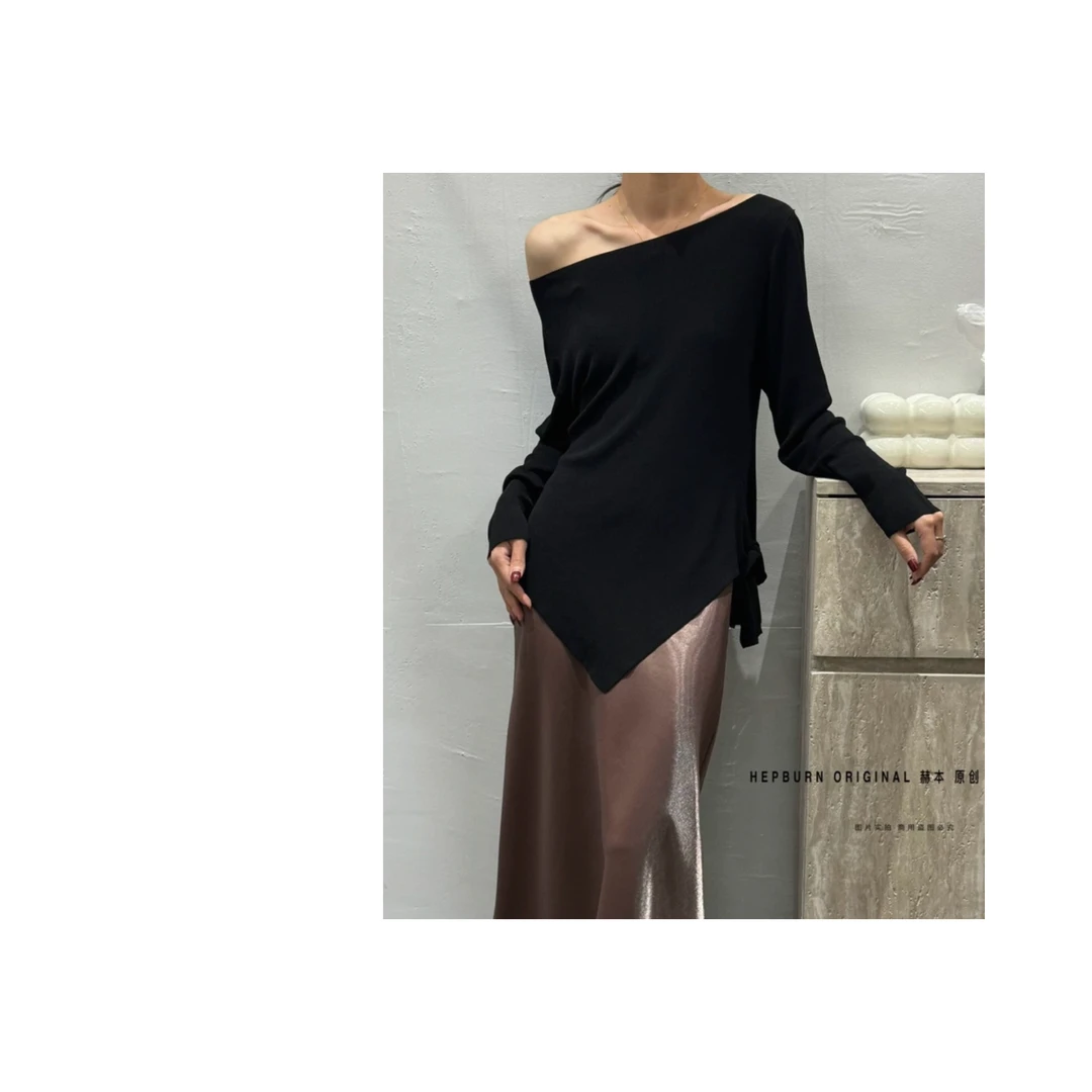 【灵动有范】设计感不规则斜肩针织上衣侧边系带