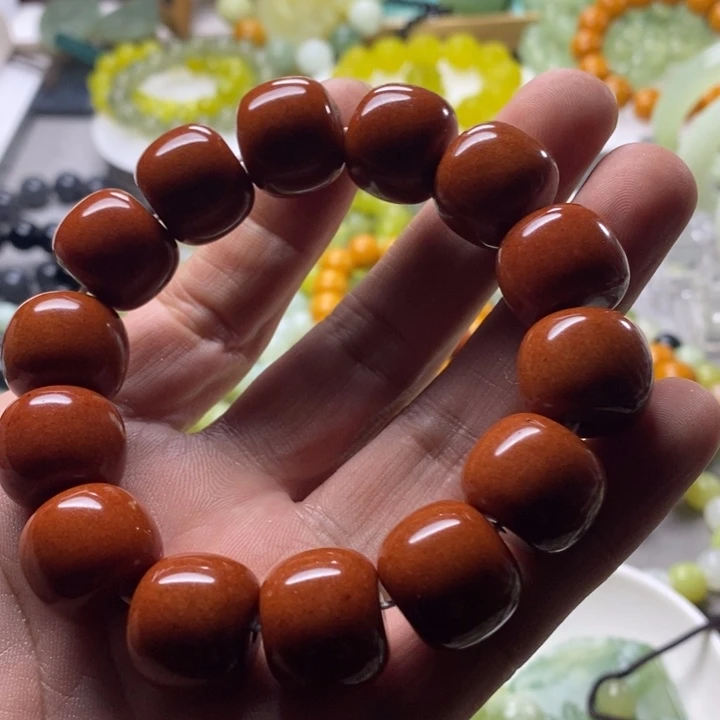 ****蛇纹石玉未镶嵌颈饰