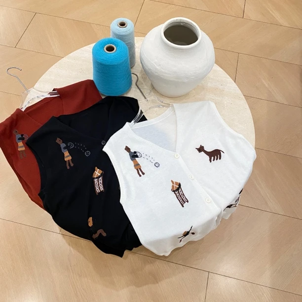 FISH【分享爱意】山羊绒羊毛立体刺绣马甲 极简高奢老钱风