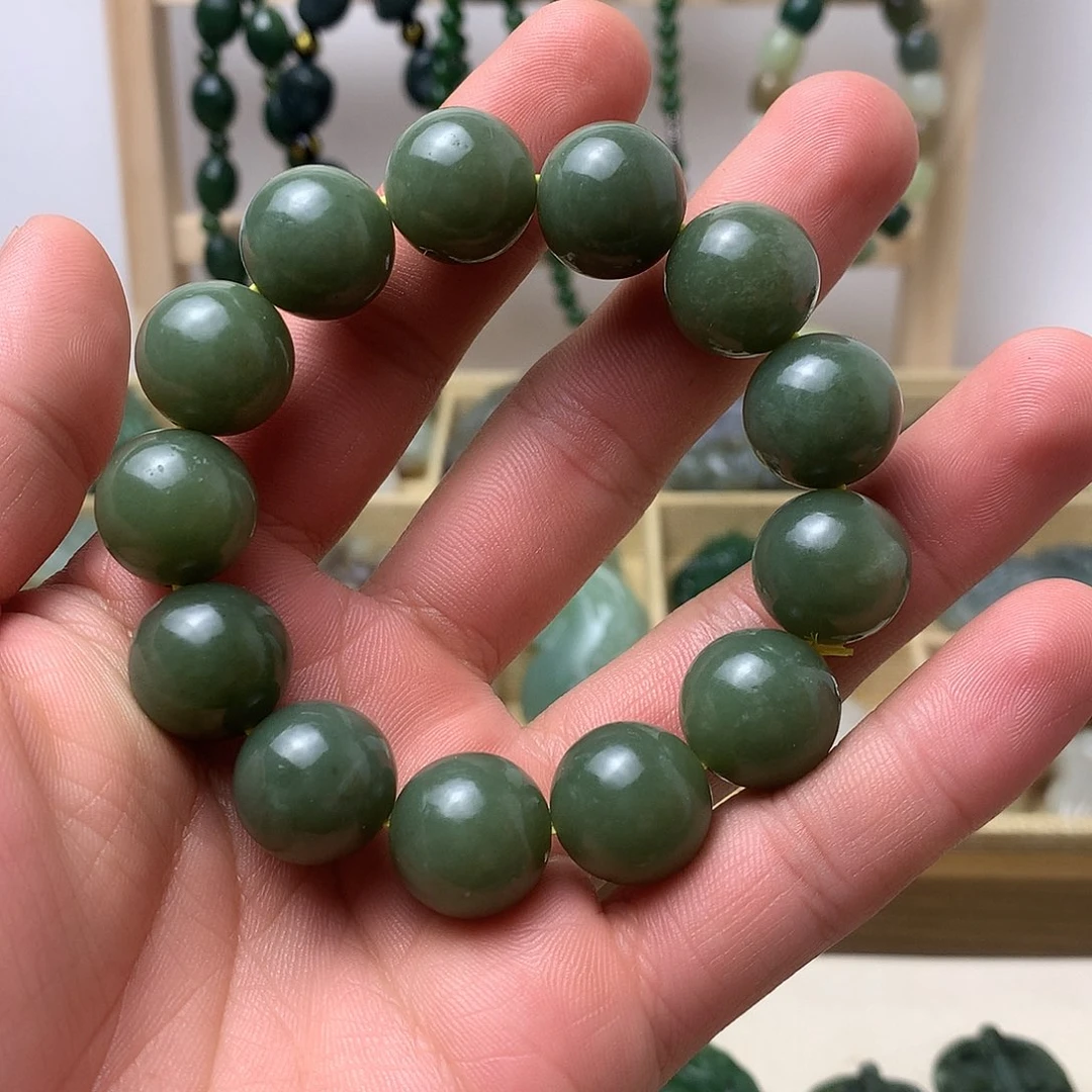 和田玉未镶嵌手串